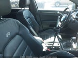 Volkswagen Golf WVWVF7AU2JW225047 снимка