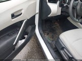 Toyota Corolla Cross L 7MUAAABG9NV004883 photo