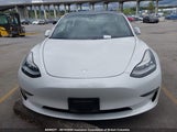 Tesla Model 3 5YJ3E1EA1LF794518 fotografie