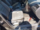 Volkswagen Golf 3VWS57AU2KM034541 photo