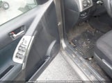 Toyota Corolla Matrix Xr 2T1KR32E85C870214 снимка