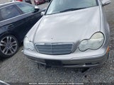 Mercedes-Benz C 240 WDBRF81J13F419230 снимка