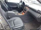 Mercedes-Benz C 240 WDBRF81J13F419230 снимка