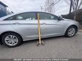 Hyundai Sonata Gl 5NPEB4AC8DH610740 photo