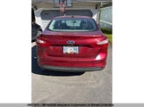 Ford Focus 1FADP3F2XEL101047 fotografie