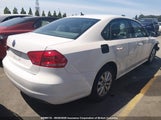 Volkswagen Passat S 1VWAH7A36DC004523 photo