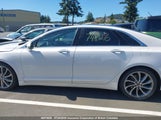Lincoln Mkz Reserve 3LN6L5F93JR623128 fotografie