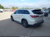 Toyota Highlander Xle V6 5TDJKRFH8GS293184 fotografie