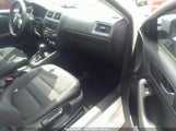 VOLKSWAGEN JETTA 2.5L SE 3VWDX7AJ0CM107447 fotografie