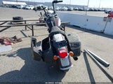 HARLEY-DAVIDSON FLHCS 1HD1YBK25MB020373 снимка