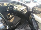 KIA FORTE LX 3KPFK4A70JE229570 снимка