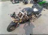DUCATI ST4 ZDM1TB8S5XB****** fotografie