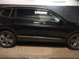 VOLKSWAGEN TIGUAN 2.0T SEL PREMIUM/2.0T SEL PREMIUM R-LINE снимка