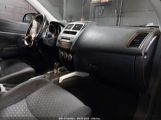 MITSUBISHI OUTLANDER SPORT SE photo