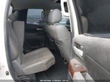 Toyota Tundra Limited 5.7L V8 5TFSY5F11CX129469 снимка