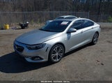 Buick Regal Sportback Preferred Ii W04GM6SXXJ1120197 photo