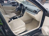 VOLKSWAGEN PASSAT 2.5L SE 1VWBH7A39CC****** снимка