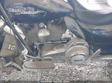 HARLEY-DAVIDSON FLHX STREET GLIDE 1HD1KBM16CB****** снимка