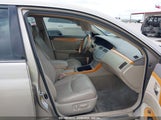 Toyota Avalon Limited 4T1BK36B17U217794 снимка