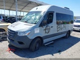 MERCEDES-BENZ SPRINTER 2500 STANDARD ROOF 4-CYL GAS W1Z40FHY8PT****** photo
