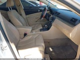 VOLKSWAGEN PASSAT KOMFORT WVWJK73C89E****** снимка