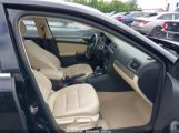 VOLKSWAGEN JETTA 1.4T SE снимка