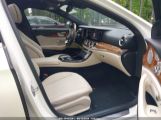 MERCEDES-BENZ E 300 photo