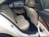 MERCEDES-BENZ E 300 photo