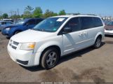 DODGE GRAND CARAVAN SE photo