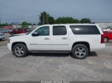 CHEVROLET SUBURBAN 1500 LTZ photo