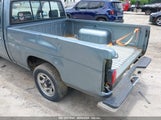 NISSAN TRUCK SHORT WHEELBASE 1N6SD11S3PC****** photo