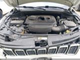 JEEP GRAND CHEROKEE LAREDO 4X4 снимка