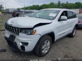 JEEP GRAND CHEROKEE LAREDO 4X4 снимка