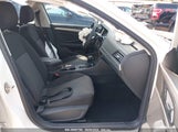 VOLKSWAGEN JETTA 1.4T R-LINE/1.4T S/1.4T SE 3VWC57BUXKM077057 fotografie