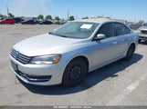 VOLKSWAGEN PASSAT 2.5L S 1VWAP7A36DC113454 снимка