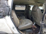 Hummer H2 5GRGN23UX3H127837 снимка