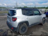 JEEP RENEGADE TRAILHAWK 4X4 photo