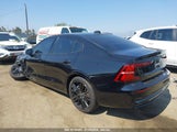 Volvo S60 Recharge Plug-In Hybrid T8 Plus Black Edition 7JRH60FH9RG308062 снимка