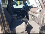 JEEP WRANGLER UNLIMITED SPORT S 4X4 1C4HJXDG6JW110338 снимка