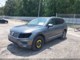 VOLKSWAGEN TIGUAN 2.0T SE/2.0T SE R-LINE BLACK/2.0T SEL photo