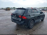 VOLKSWAGEN TIGUAN 2.0T SE/2.0T SE R-LINE BLACK/2.0T SEL 3VV3B7AX7MM004286 photo