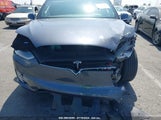 TESLA MODEL X LONG RANGE DUAL MOTOR ALL-WHEEL DRIVE/LONG RANGE PLUS DUAL MOTOR ALL-WHEEL DRIVE 5YJXCAE26MF****** fotografie