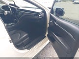 Toyota Camry Se 4T1B11HK7JU560590 fotografie