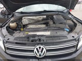 VOLKSWAGEN TIGUAN S WVGBV7AX7FW****** снимка