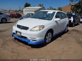 Toyota Matrix Xr 2T1KR32E84C309915 снимка