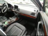 AUDI Q5 2.0T PREMIUM/2.0T TECH PREMIUM photo