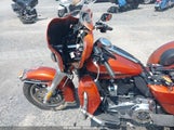 HARLEY-DAVIDSON FLHTCUTG 1HD1MAF16KB****** fotografie