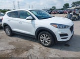HYUNDAI TUCSON SE KM8J2CA47LU****** снимка
