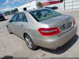 Mercedes-Benz E 350 WDDHF5GB7AA129327 снимка