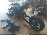 Suzuki Gsx-R1000 JS1DM11B3H2100809 снимка